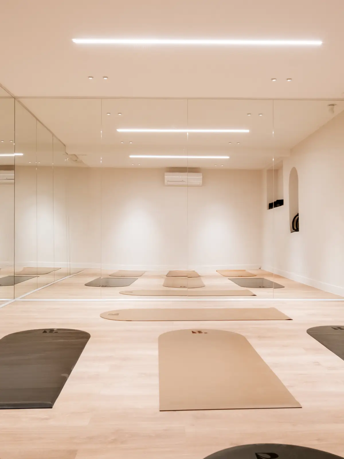 Cours de Pilates au sol chez Belly Studio à Boulogne